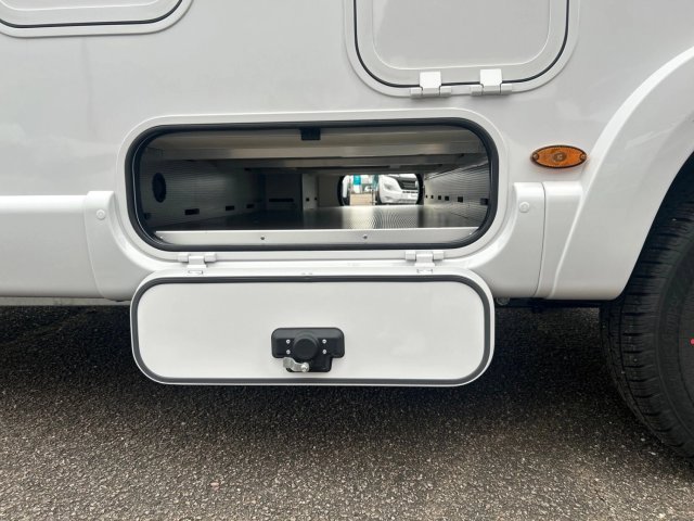 Rapido 8066 DF SERIE 80 - Photo 13