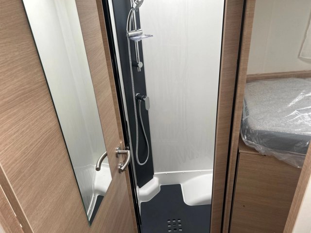 Rapido 8066 DF SERIE 80 - Photo 16