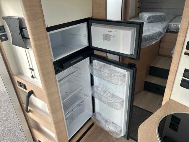 Rapido 8066 DF SERIE 80 - Photo 17