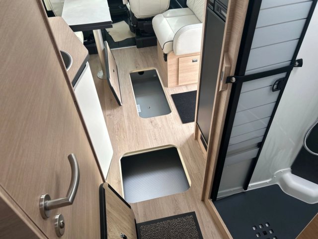 Rapido 8066 DF SERIE 80 - Photo 19