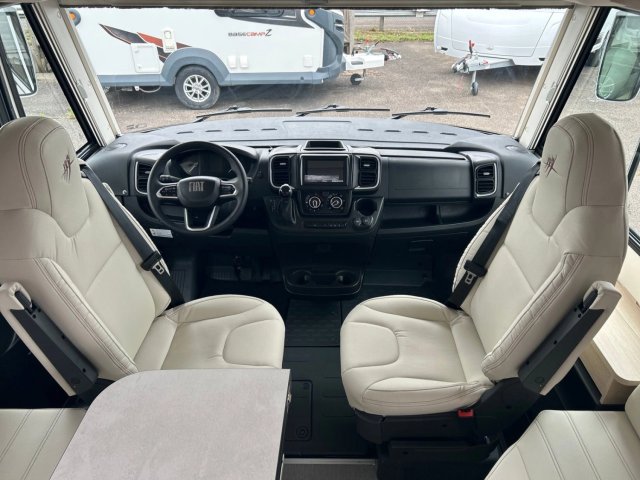 Rapido 896 F SERIE 8F - Photo 4