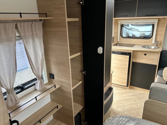 Caravelair Sport Line 410 - Photo 8