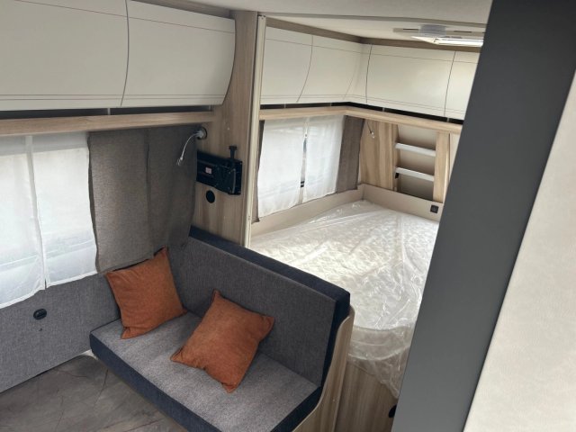 Hobby De Luxe 400 SFE - Photo 6