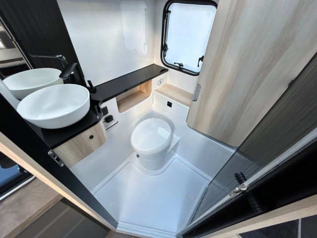 Hobby De Luxe 460 SFF - Photo 13