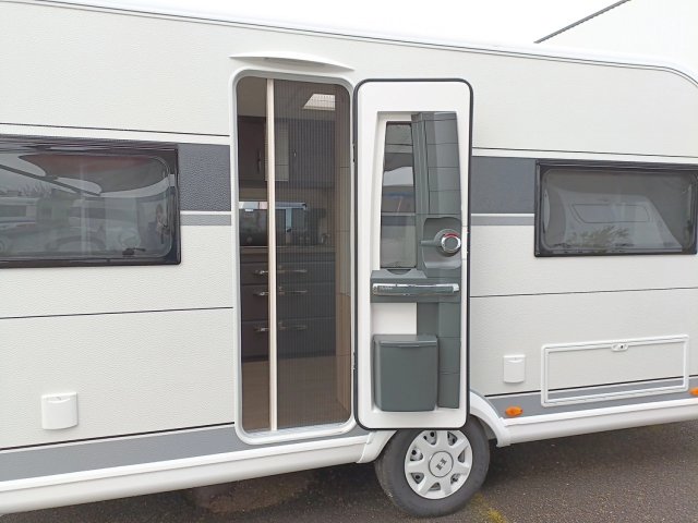 Hobby De Luxe 460 UFE - Photo 8