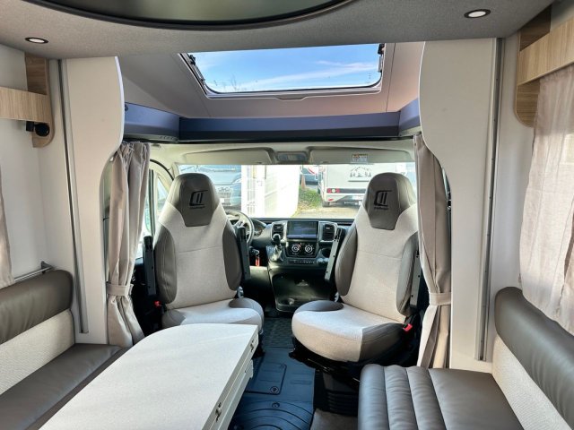 Challenger 260 Ultimate Edition - Photo 11