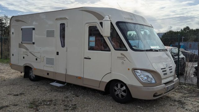 Notin Oural Occasion