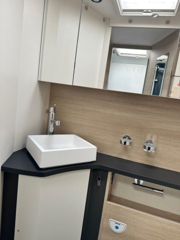 Rapido C86i - Photo 11