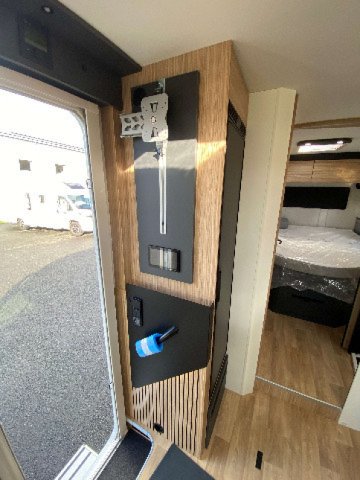 Bavaria Initial I720FC Style I 720 FC - Photo 21