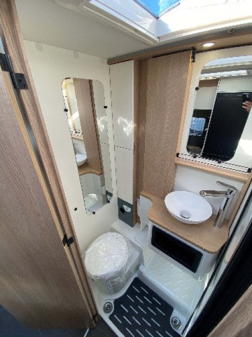 Bavaria Qwest Q 690 GJ Q690 - Photo 18