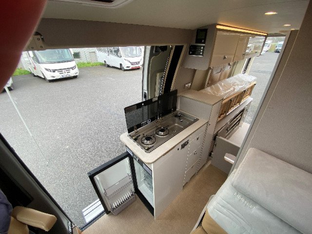 Burstner Delfin C 621 - Photo 12