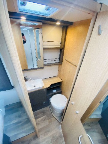 LMC Tourer Lift H 720 - Photo 17