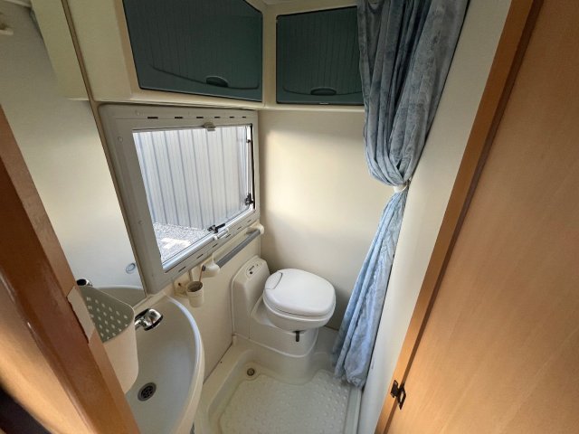 Challenger 102 - Photo 18