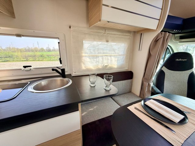 Challenger 328 - Photo 5