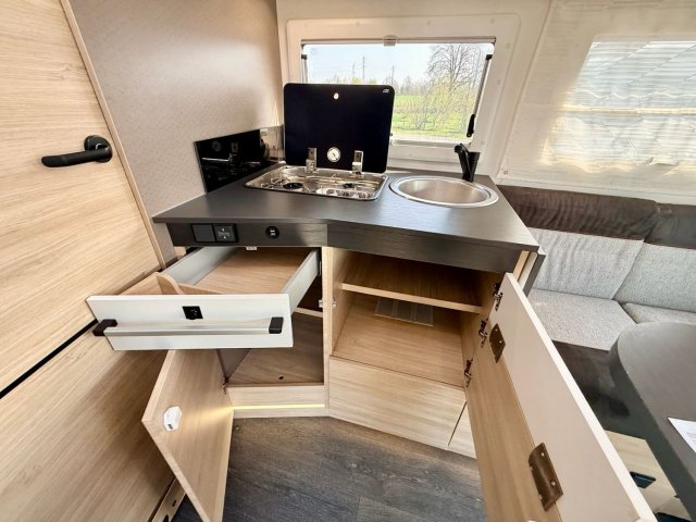 Challenger 328 - Photo 10