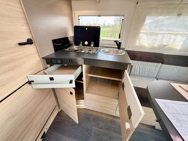 Challenger 328 - Photo 11