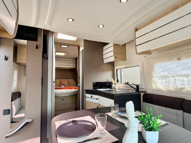 Challenger 328 - Photo 17