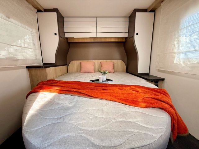 Challenger 328 - Photo 18