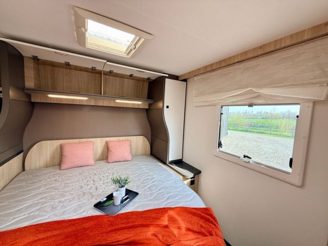 Challenger 328 - Photo 29