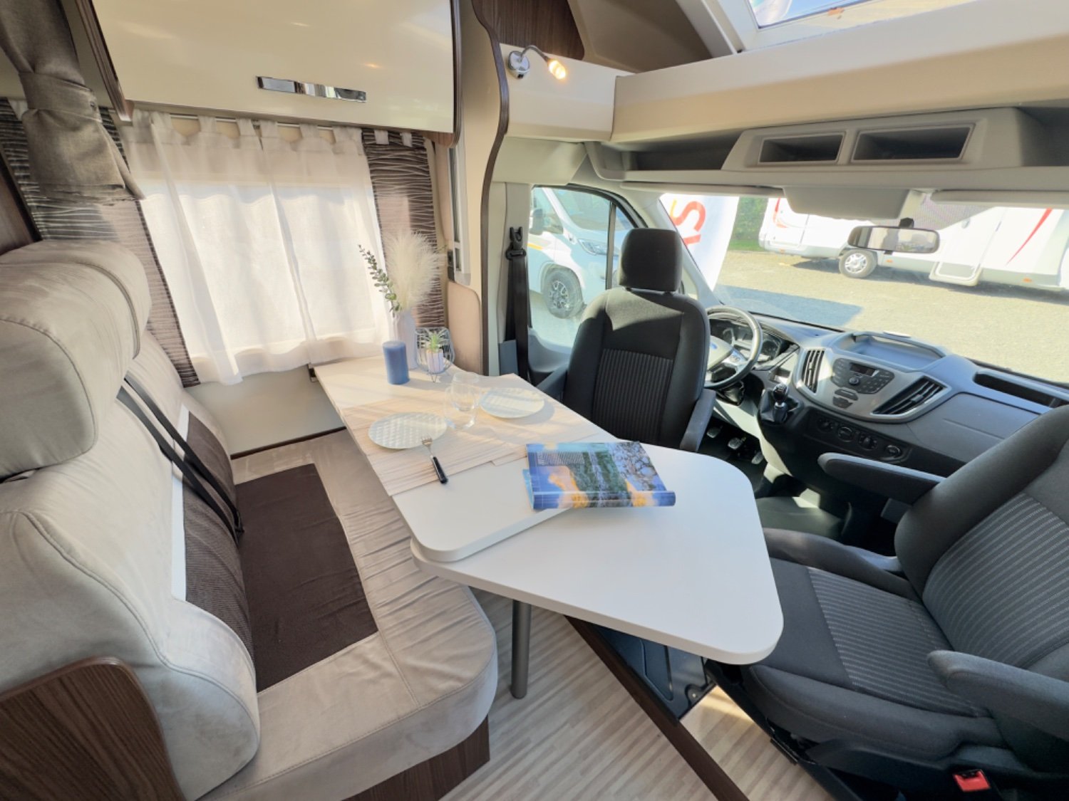 Benimar Tessoro 440 Up 