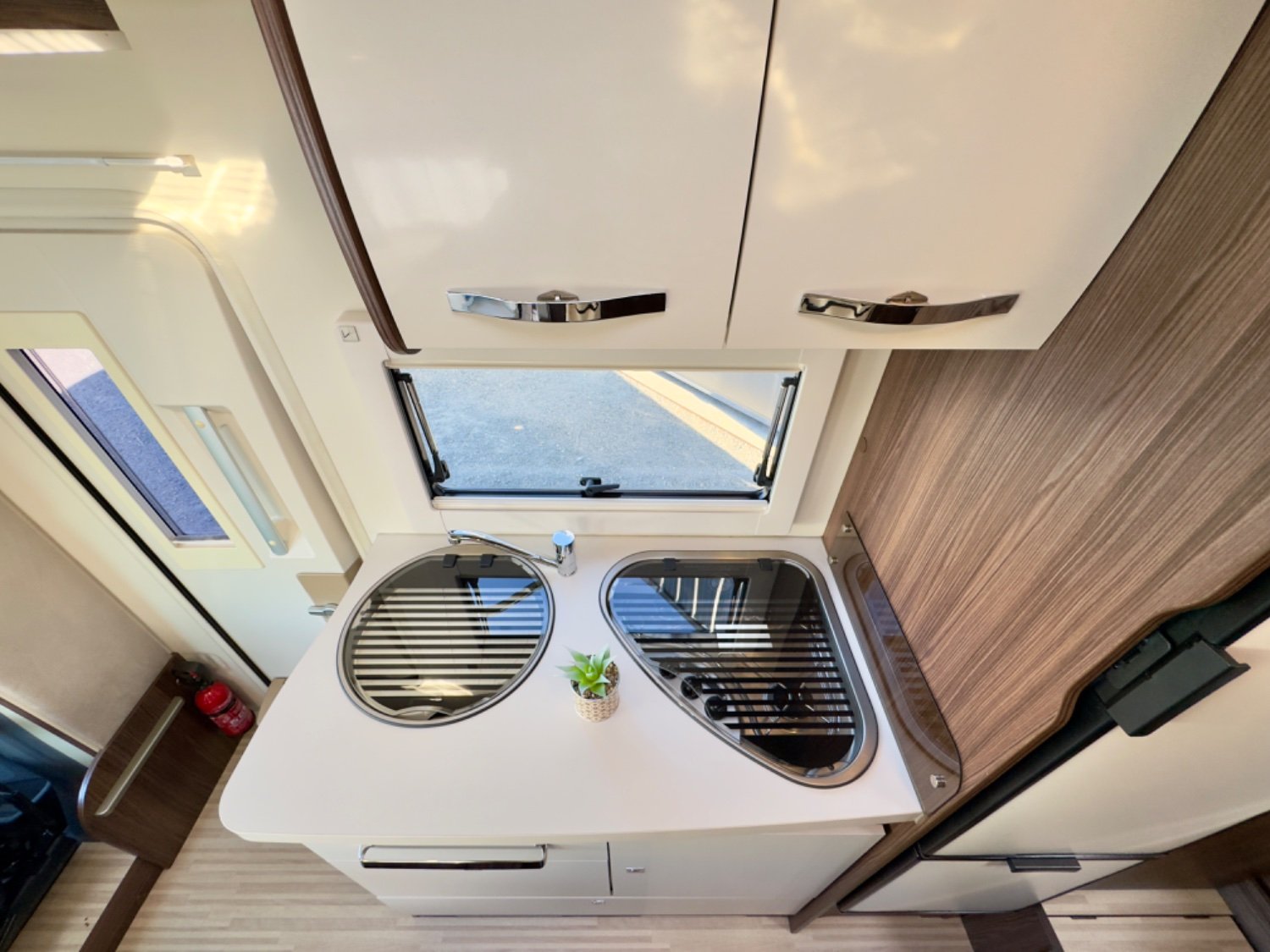 Benimar Tessoro 440 Up 