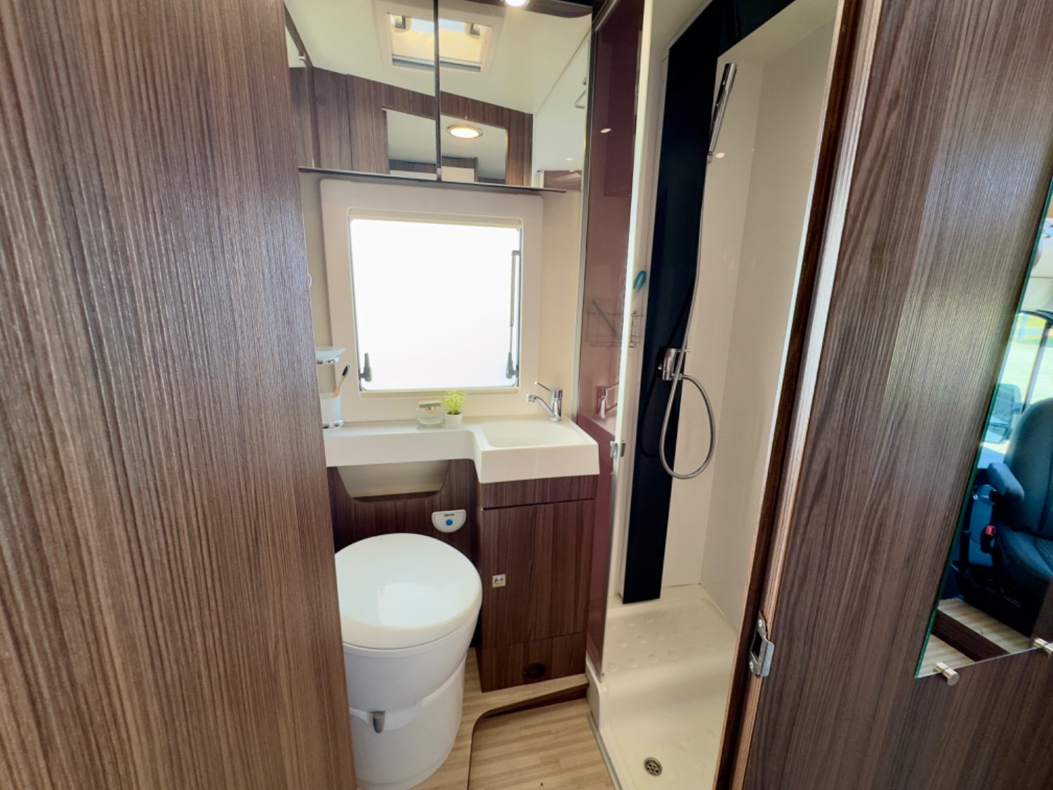 Benimar Tessoro 440 Up 