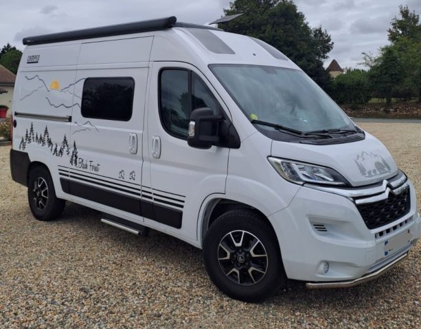 Burstner Campeo C 540 Black Forest - Photo 1