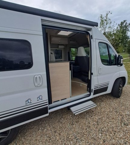 Burstner Campeo C 540 Black Forest - Photo 3
