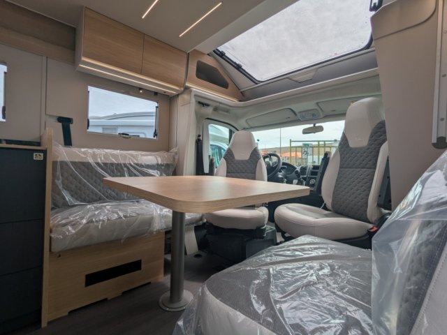 Adria Matrix 650 DC Limited Edition 60 Years 60TH + PACK LITHIUM - Photo 3