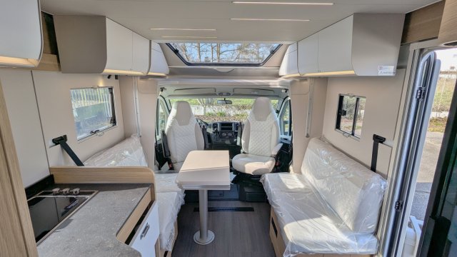 Adria Matrix Plus 670 DL at8 - Photo 8