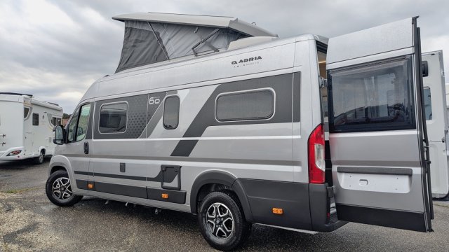 Adria Twin Sports 640 SGX 60 th + pack lithium - Photo 2