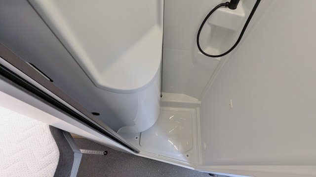 Adria Twin Supreme 640 SGX bva8 + pack - Photo 4
