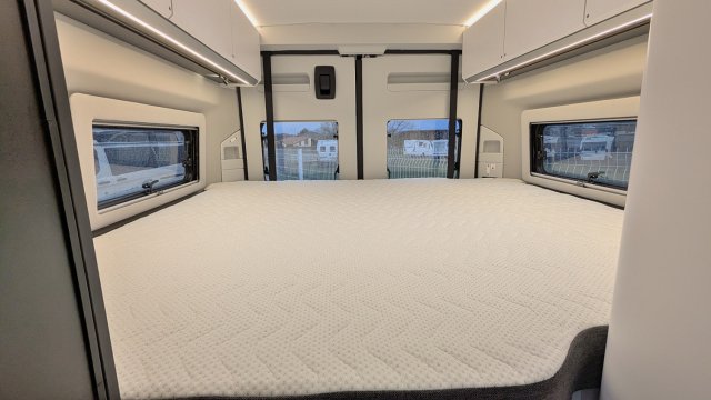 Adria Twin Supreme 640 SGX bva8 + pack - Photo 5