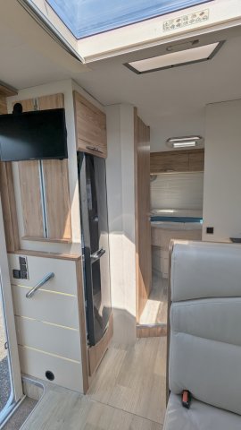 Bavaria Initial I700C Style i 700 - Photo 4