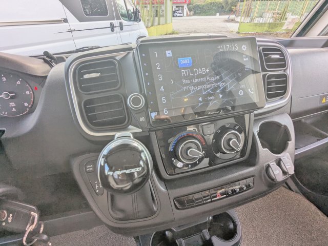 Bavaria Initial I720FC Nomade i 720 160 cv bva - Photo 5