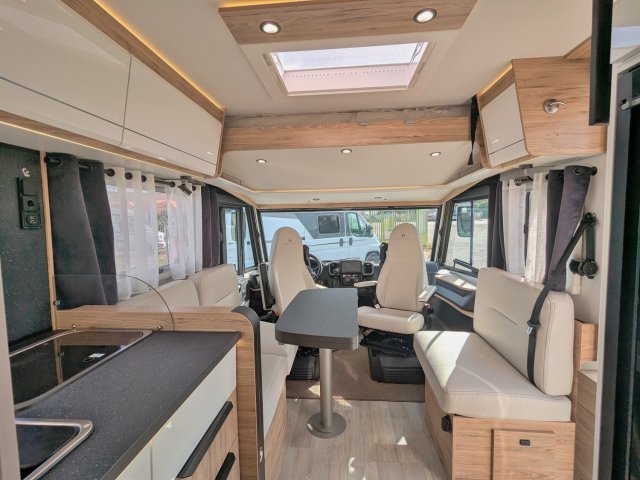 Bavaria Initial I720FC Nomade i 720 160 cv bva - Photo 11