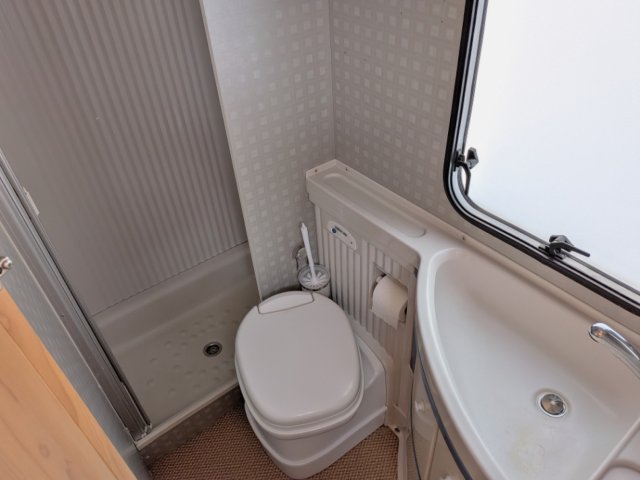 Burstner A 574 - Photo 5