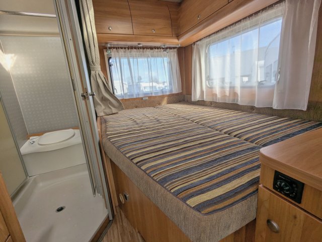 Burstner Camping-Car t 585 - Photo 4