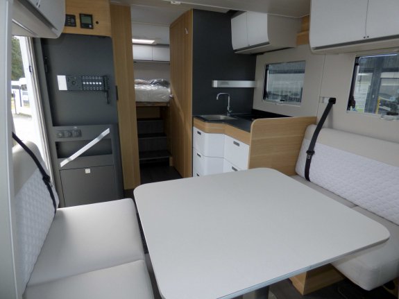 Adria Matrix Plus 670 DL - Photo 2