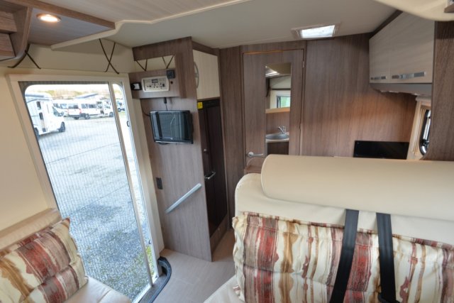 Burstner Ixeo Time IT 590 - Photo 8