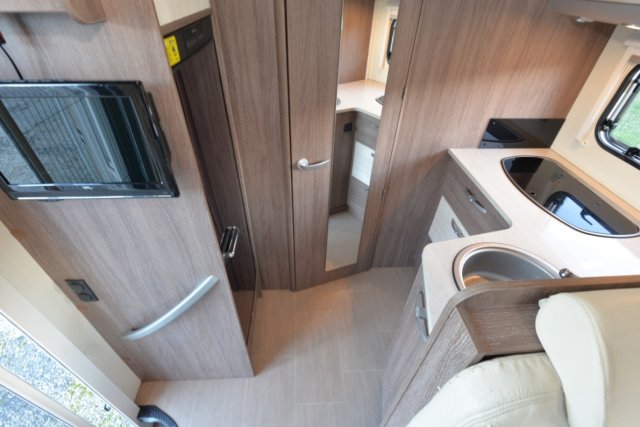 Burstner Ixeo Time IT 590 - Photo 9