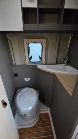 LMC Innovan 600 TT EQUIPEE - Photo 9