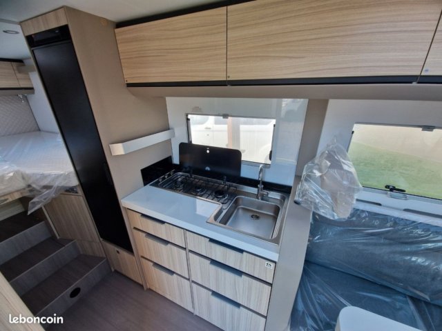 Adria Compact DL 60eme Anniversaire plus 60 - Photo 3