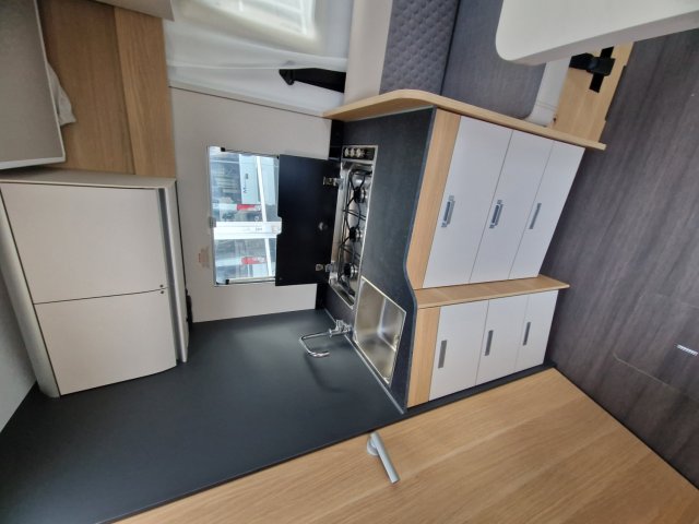 Adria Matrix Axess 650 DC - Photo 7