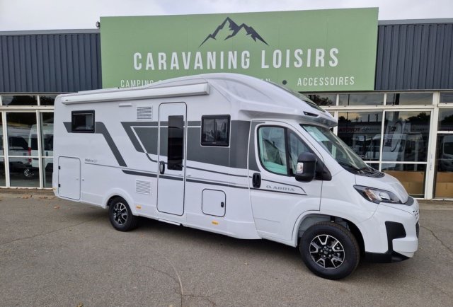 Adria Matrix Plus 670 DC - modele 2025 - Photo 1