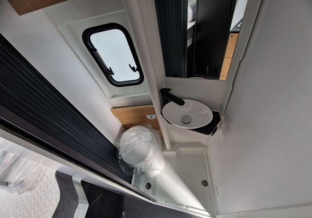 Adria Twin 640 SGX - Photo 4