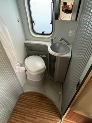 Adria Twin 640 SLX - Photo 9