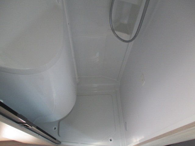 Adria Twin Plus 640 SLB - Photo 10