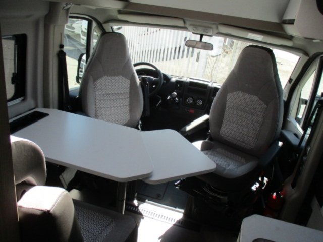 Adria Twin Plus 640 SLB - Photo 2