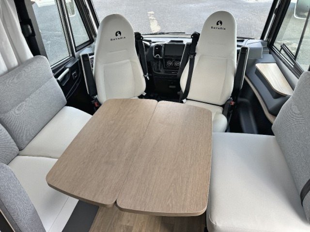 Bavaria Initial I720FC Nomade i 720 fc - Photo 3